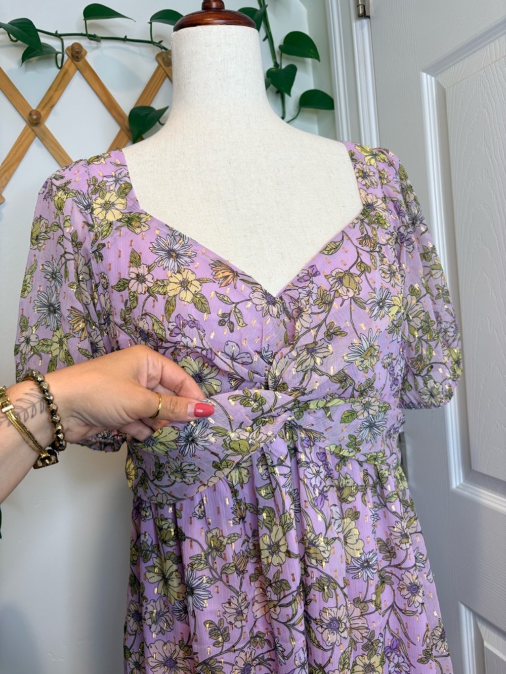 LOFT Floral Clip Knotted Balloon Sleeve Midi Dress - Picture 4 of 11